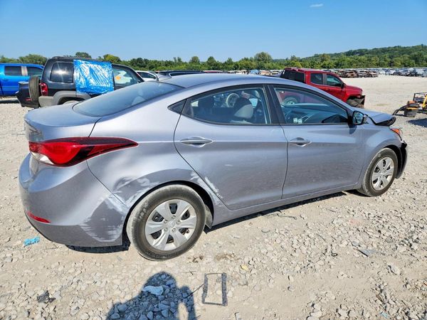 2016 HYUNDAI ELANTRA
