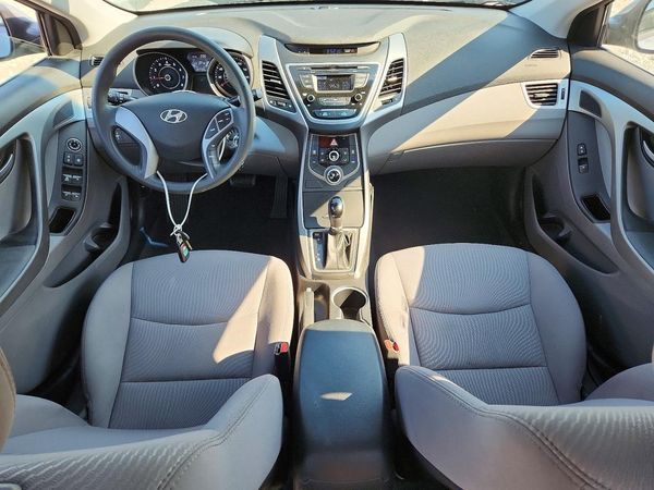 2016 HYUNDAI ELANTRA