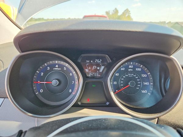 2016 HYUNDAI ELANTRA