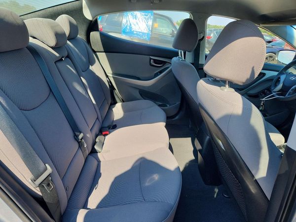 2016 HYUNDAI ELANTRA
