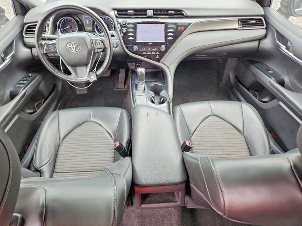 2020 TOYOTA CAMRY