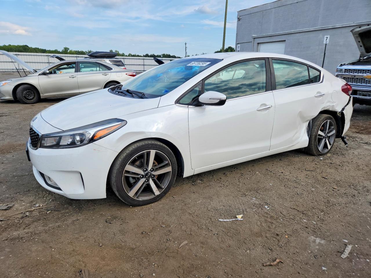 2017 KIA FORTE