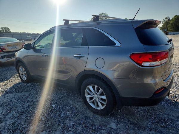 2016 KIA SORENTO L / LX
