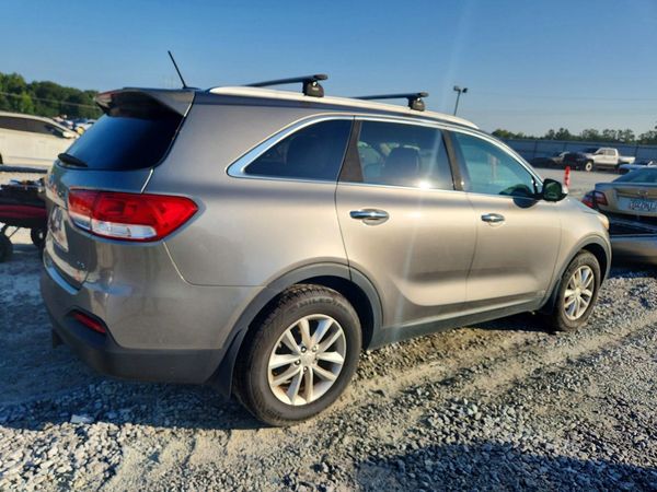 2016 KIA SORENTO L / LX