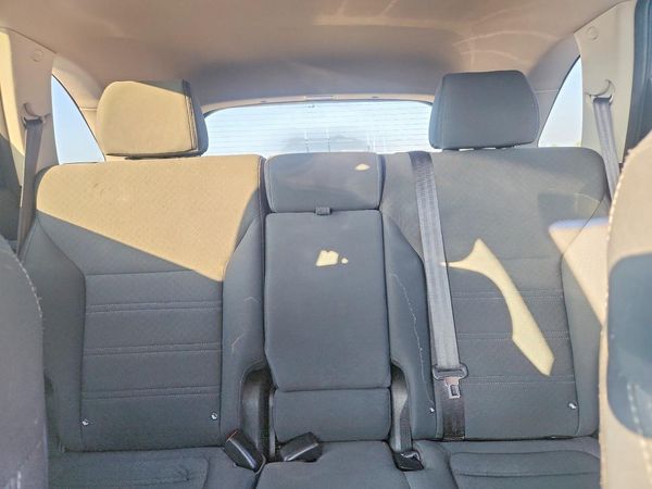 2016 KIA SORENTO L / LX