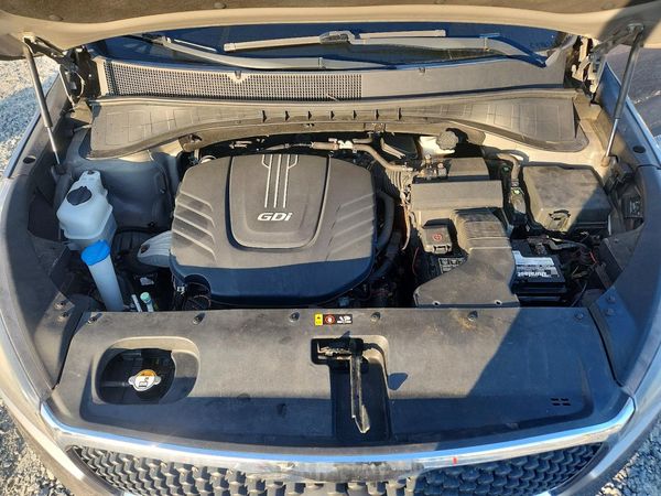 2016 KIA SORENTO L / LX