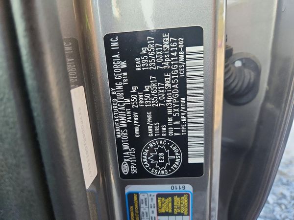 2016 KIA SORENTO L / LX
