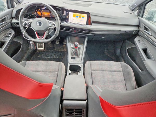 2022 VOLKSWAGEN GTI SE