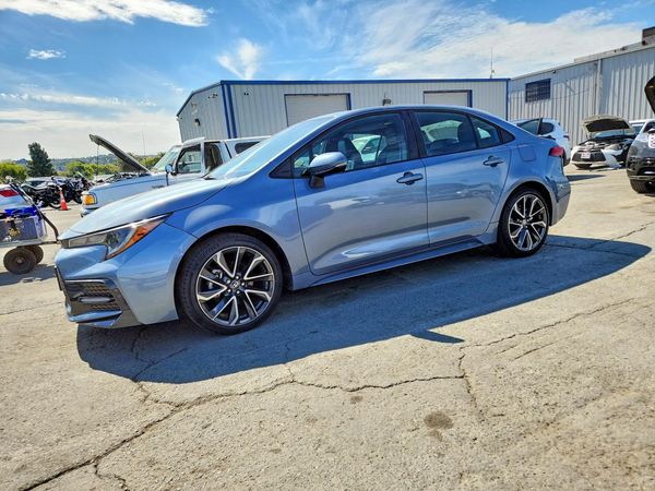 2020 TOYOTA COROLLA XSE