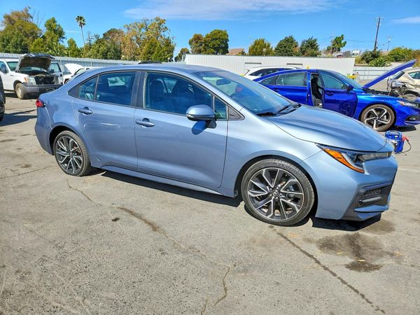 2020 TOYOTA COROLLA XSE