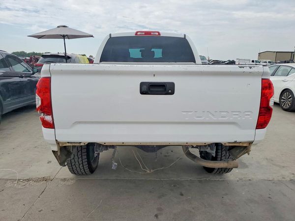 2018 TOYOTA TUNDRA SR/SR5