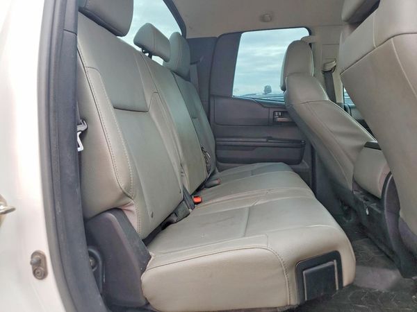 2018 TOYOTA TUNDRA SR/SR5