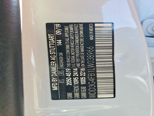 2020 MERCEDES-BENZ A-CLASS A220-4M — VINS