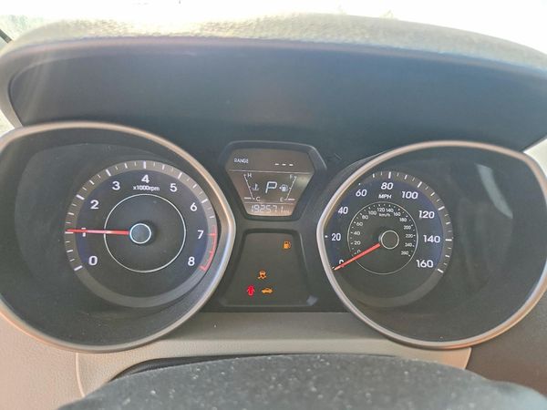 2016 HYUNDAI ELANTRA