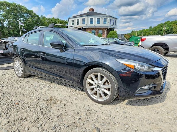 2017 MAZDA 3 Touring