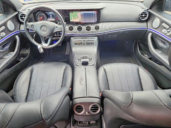 2018 MERCEDES-BENZ E E300