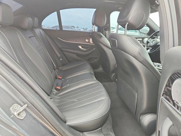 2018 MERCEDES-BENZ E E300