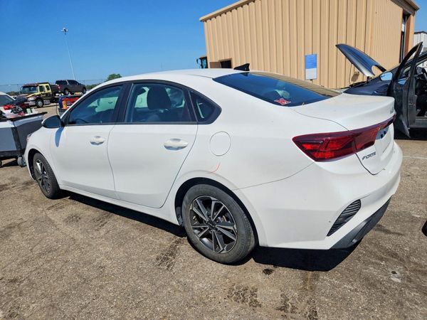 2022 KIA FORTE