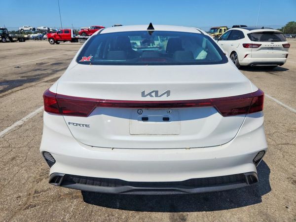 2022 KIA FORTE