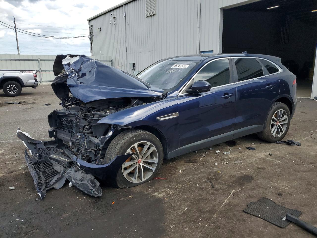 2019 JAGUAR F-PACE