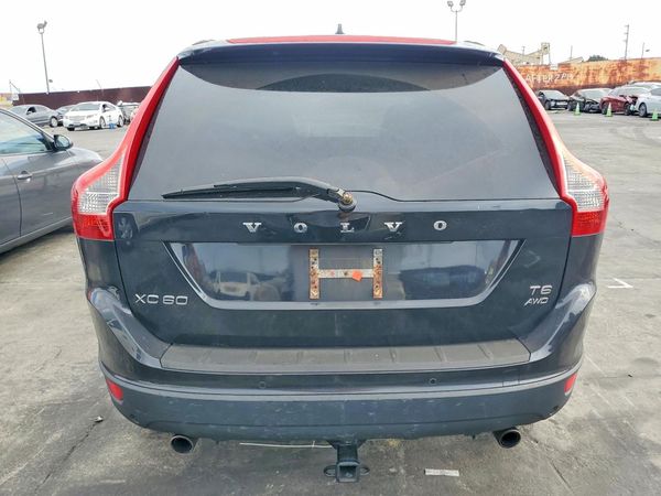 2012 VOLVO XC60