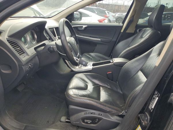 2012 VOLVO XC60