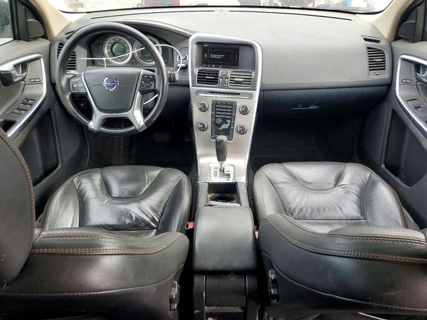 2012 VOLVO XC60