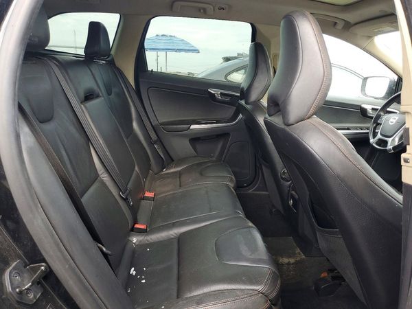2012 VOLVO XC60