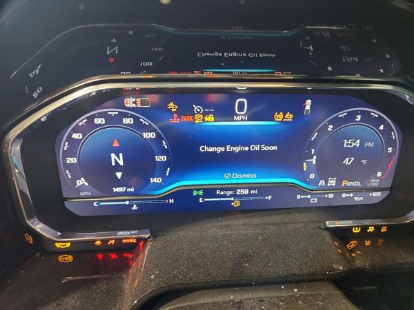 2025 CHEVROLET SILVERADO LT