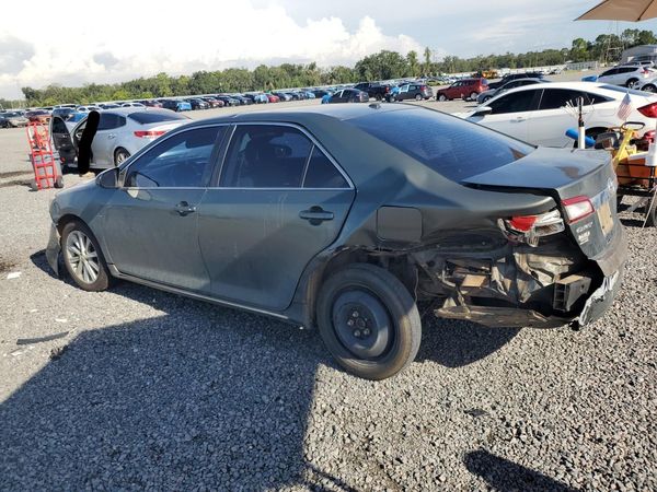 2014 TOYOTA CAMRY