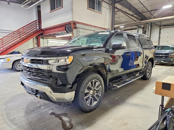 2025 CHEVROLET SILVERADO