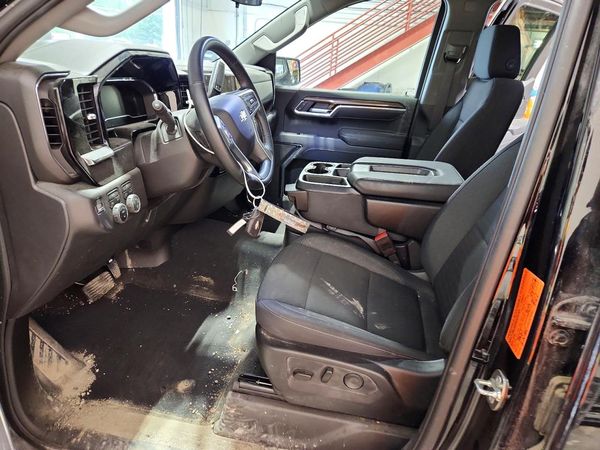 2025 CHEVROLET SILVERADO LT