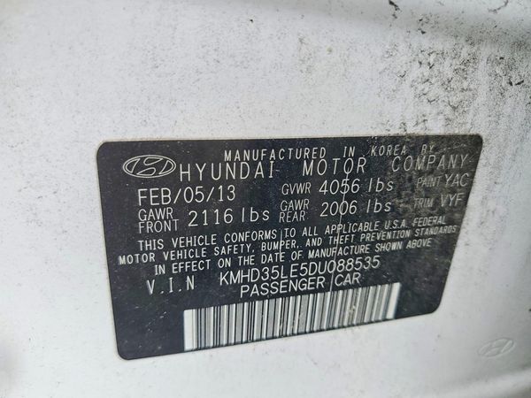 2013 HYUNDAI ELANTRA