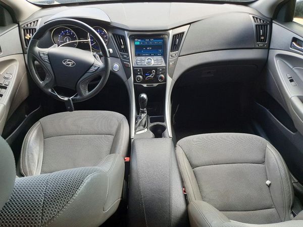 2013 HYUNDAI SONATA