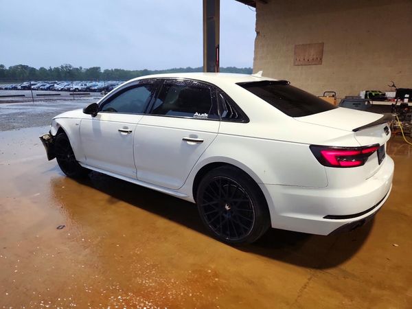 2017 AUDI A4 quattro Premium Plus