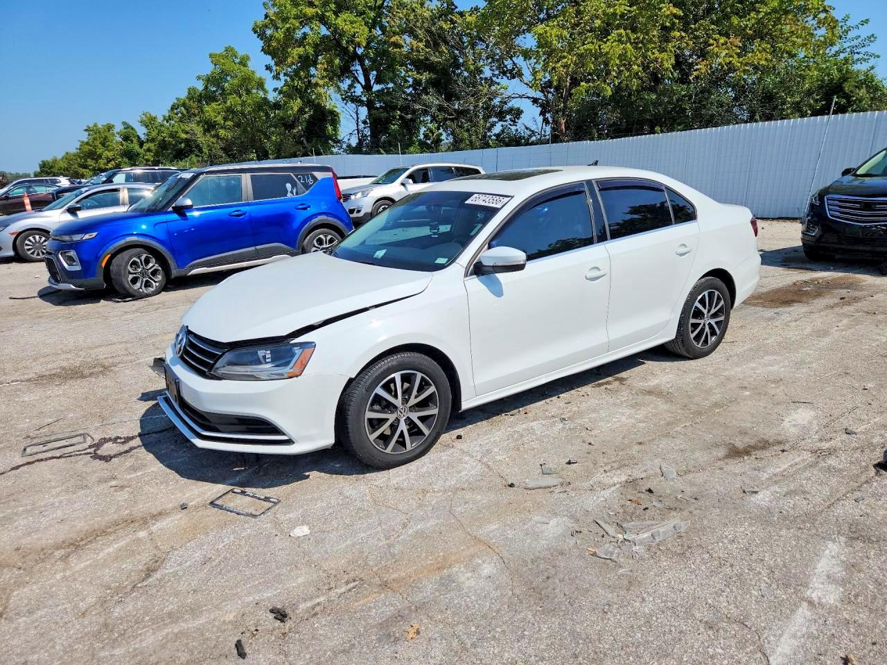 2017 VOLKSWAGEN JETTA SE