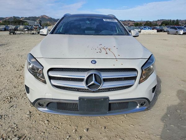 2017 MERCEDES-BENZ GLA