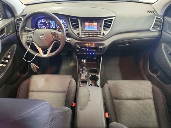 2017 HYUNDAI TUCSON