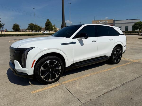 2025 CADILLAC ESCALADE IQ Sport-2