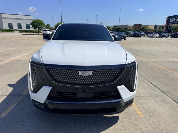 2025 CADILLAC ESCALADE IQ Sport-2