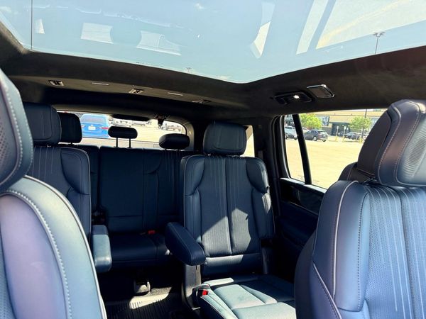 2025 CADILLAC ESCALADE IQ Sport-2