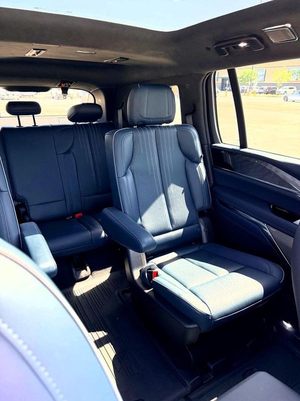 2025 CADILLAC ESCALADE IQ Sport-2