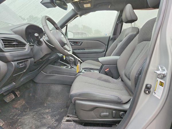 2025 SUBARU FORESTER