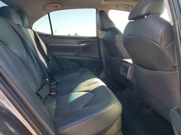 2019 TOYOTA CAMRY SOLA SE/XLE Hybrid