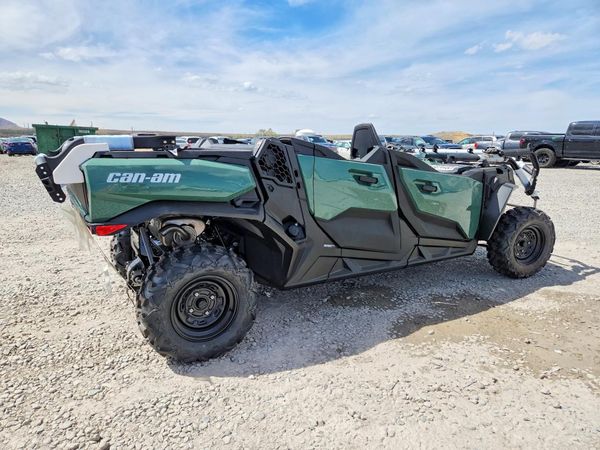 2026 CAN-AM COMMANDER MAX