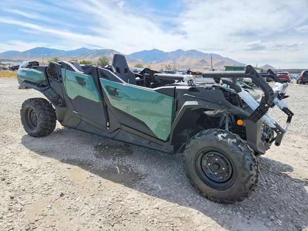 2026 CAN-AM COMMANDER MAX