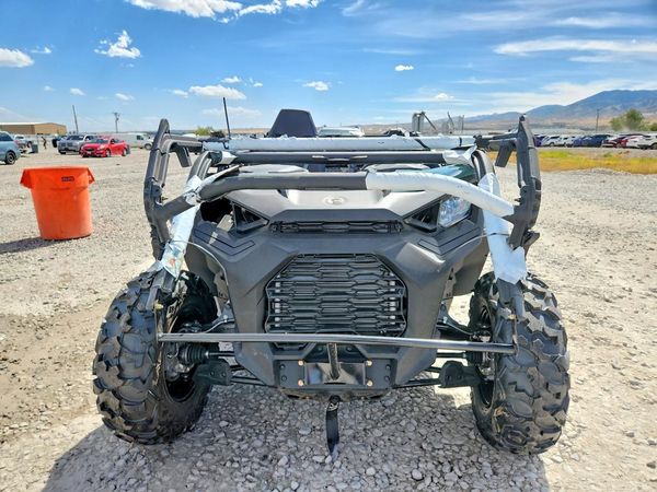 2026 CAN-AM COMMANDER MAX