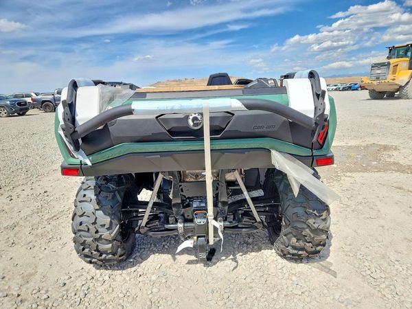 2026 CAN-AM COMMANDER MAX