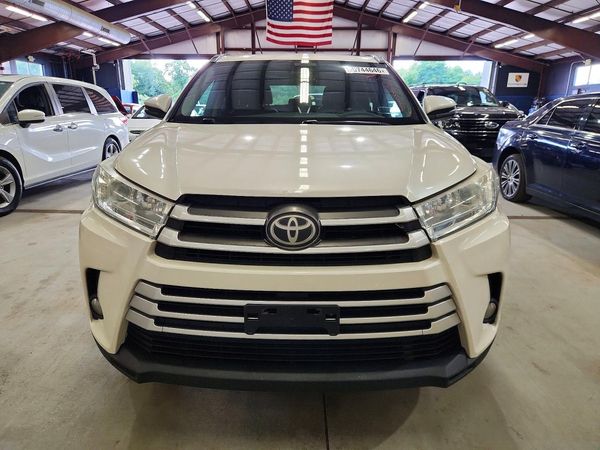 2017 TOYOTA HIGHLANDER SE/XLE — DIRF