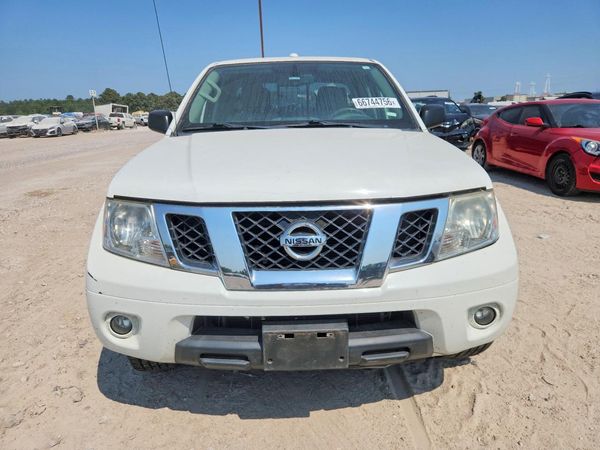 2018 NISSAN FRONTIER
